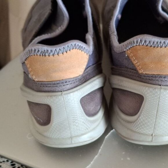 Ecco Biom Street Slip-On Sneakers - Grey/Purple - Women's EU 36 / US 5.5 - Picture 5 of 9